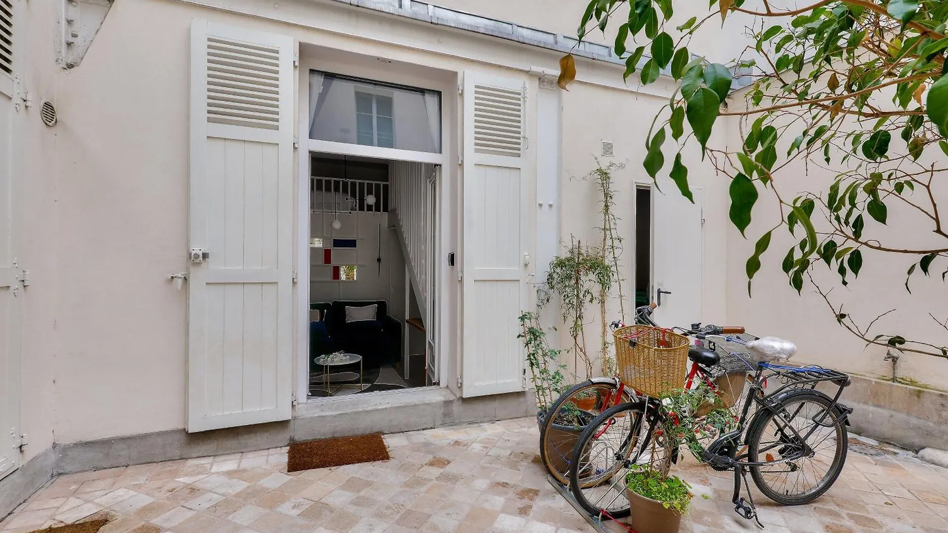 Paradise In The Center Of Paris - Le Marais 0*,  France